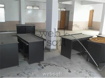 Commercial building for Rent